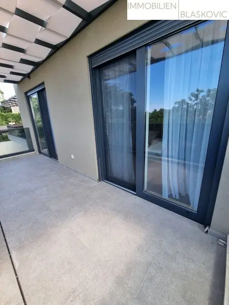 Maisonette-Wohnung mit Swimmingpool