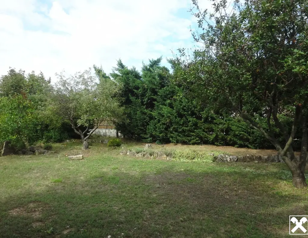 Eckgrundstück oberhalb der B50