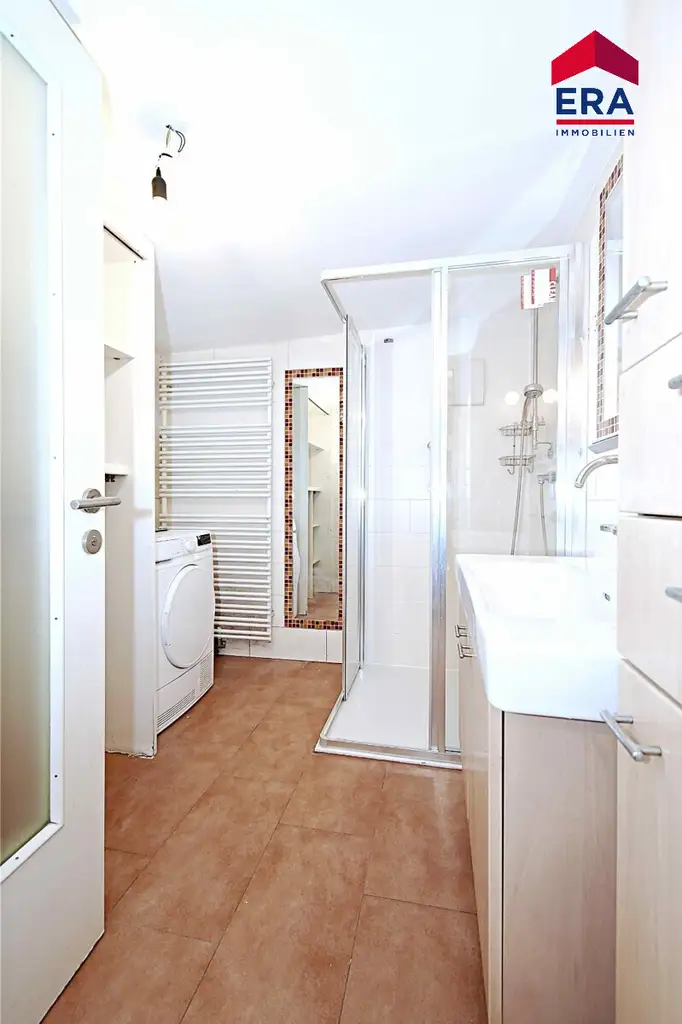 Sanierter Bauernhof mit zwei Wohnungen und großem Grundstück –ideal für Pferdeliebhaber und Familien