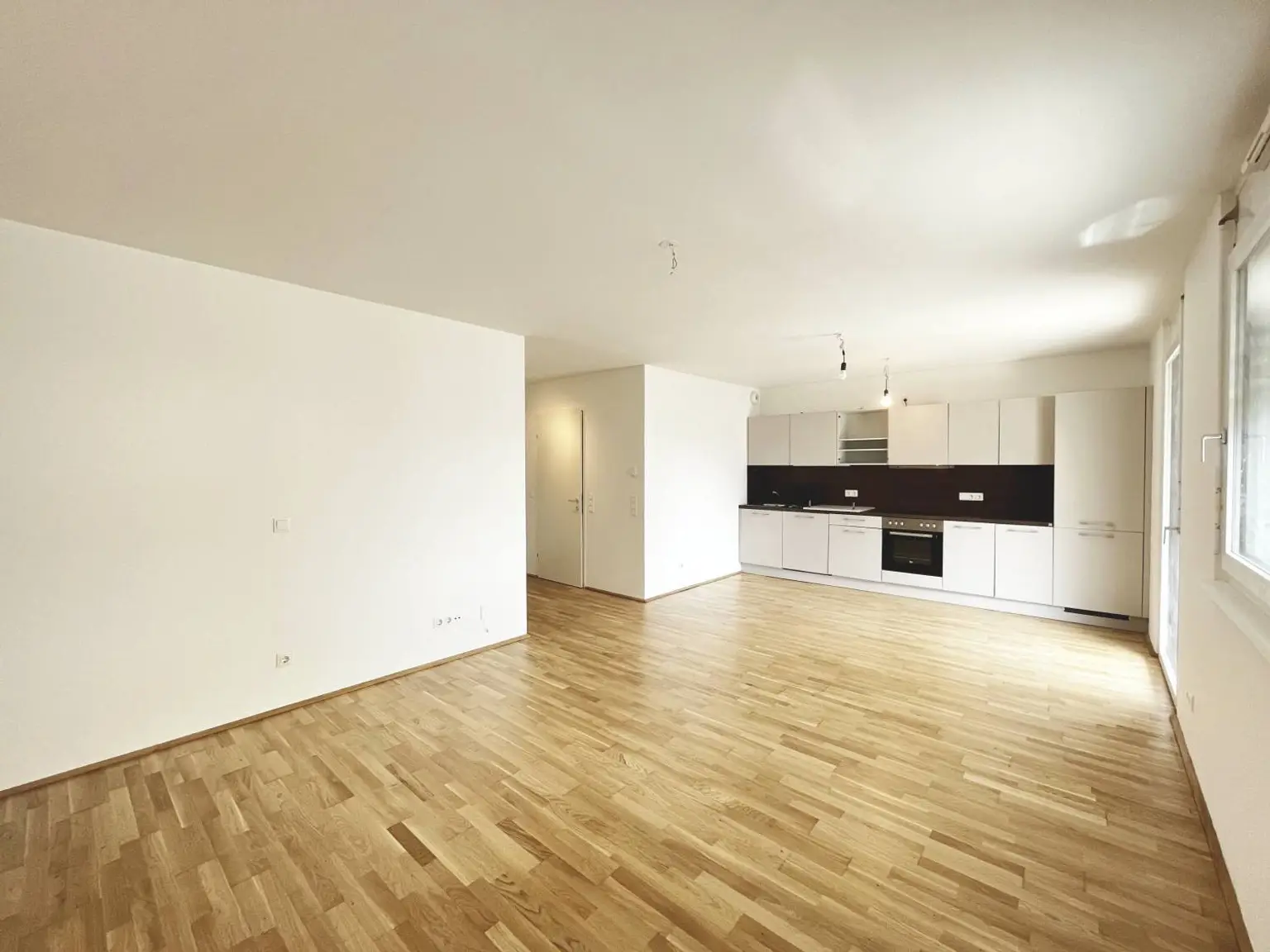 Q11 Leben in Simmering  - 
1-Zimmer-Wohnung mit Balkon und Deckenkühlung!