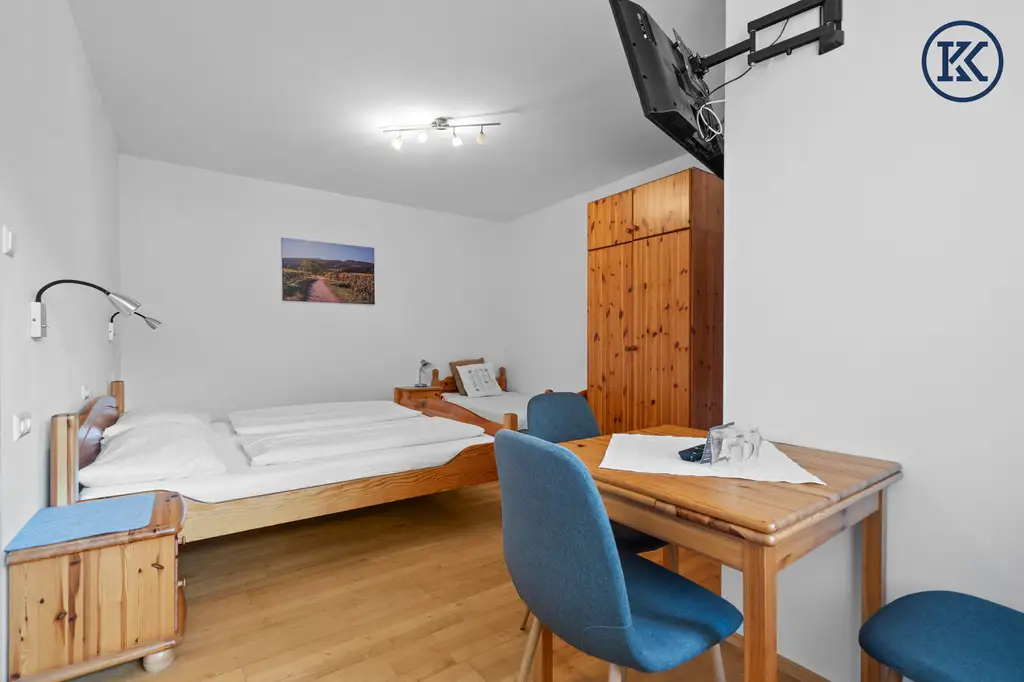 Historischer Gasthof mit Hotelbetrieb in Baden, Niederösterreich
