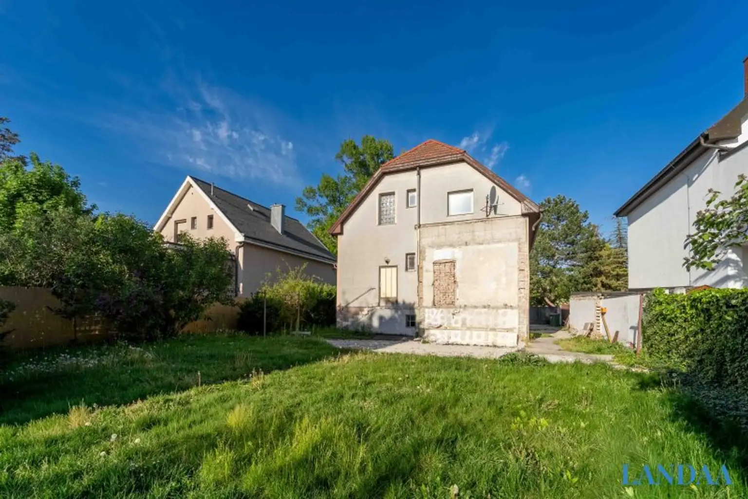 ++NEU++ Exklusives Entwicklungsprojekt -  Ausbau- & Neubaupotenzial auf ca. 911 m² Grundstück! Top Lage
