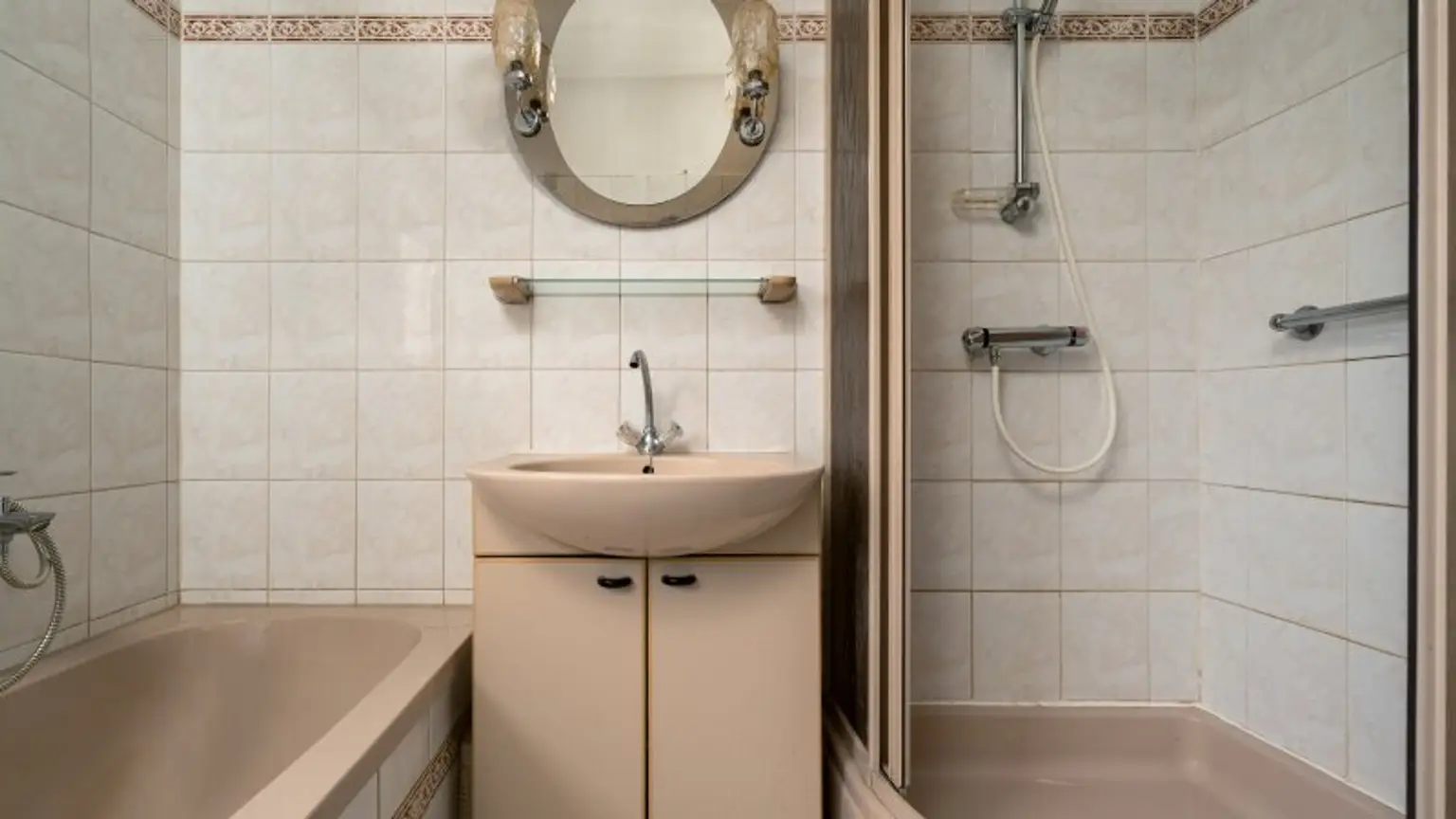 Ihr Haus in Probstdorf: Einfamilienhaus mit Terrasse, Garage und viel Potential!