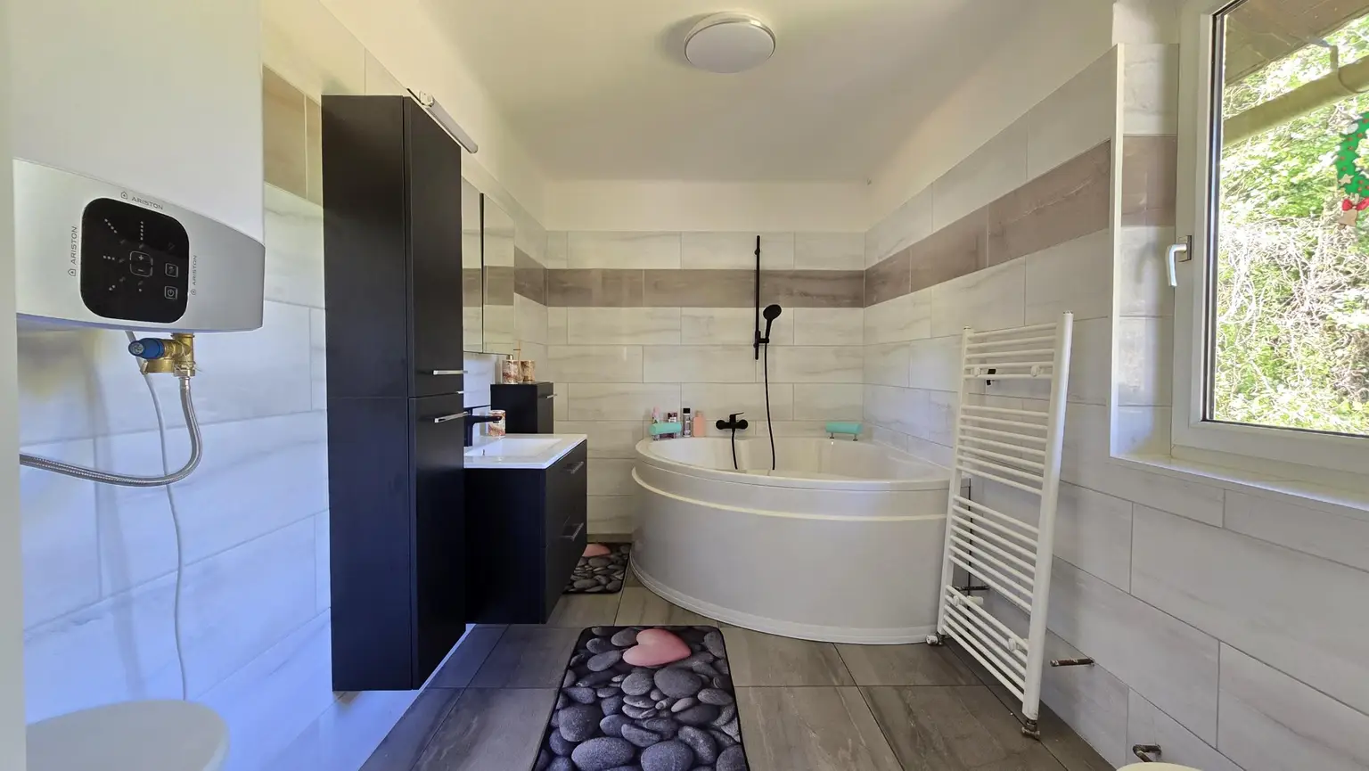 19 Badezimmer OG