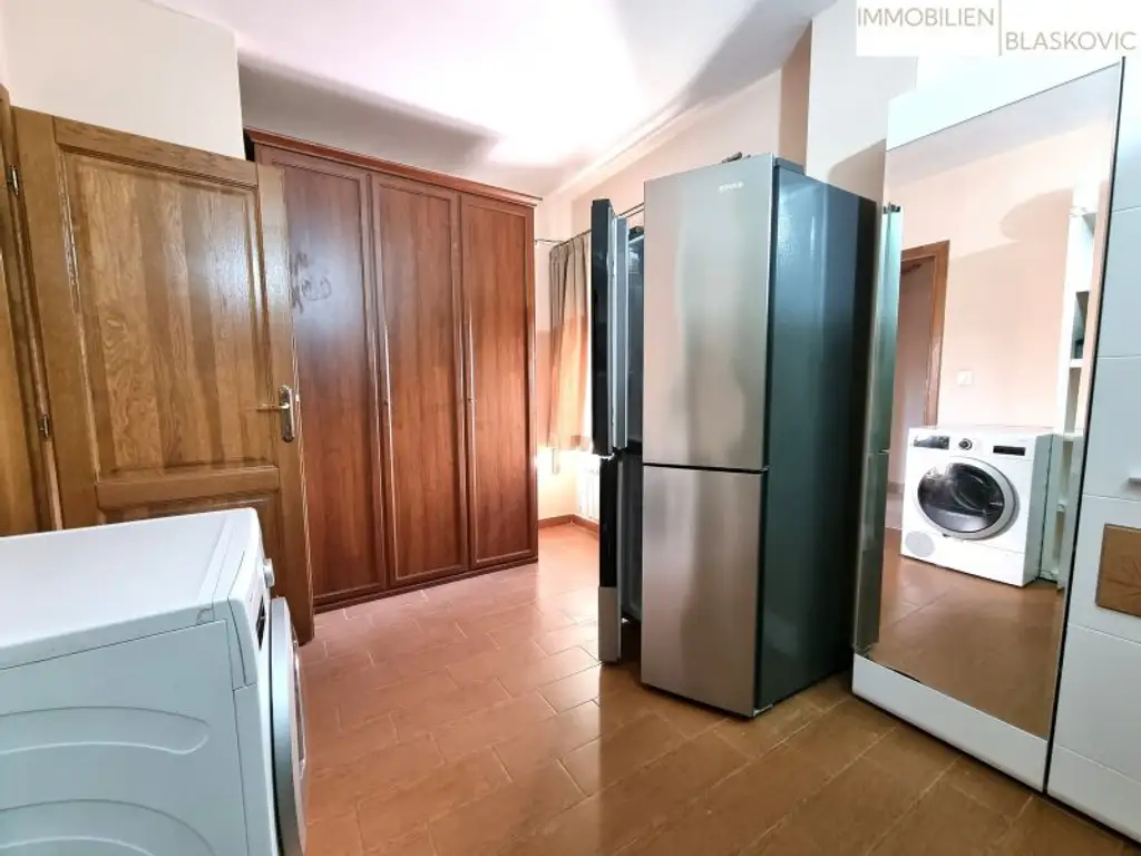 Porec Umgebung - Attraktives Steinhaus mit 2 Appartements und Pool/Wellness