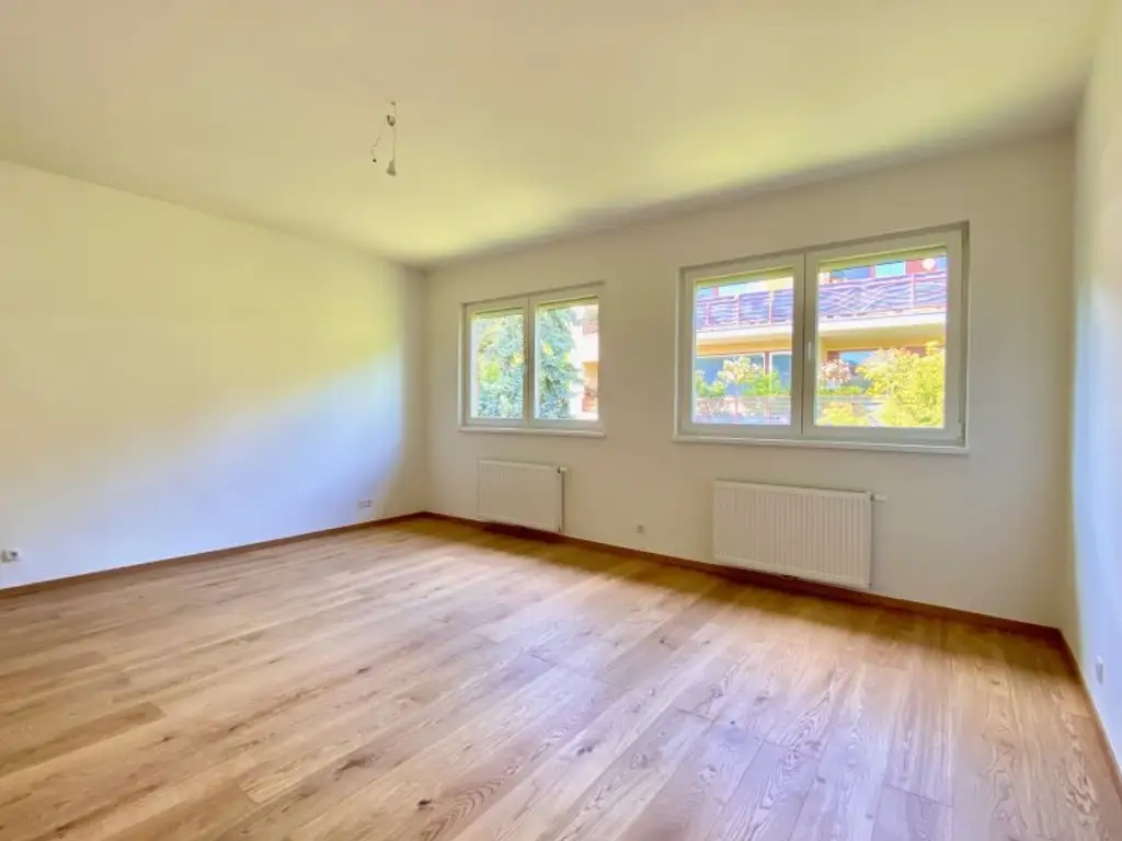 EINE DER SCHÖNSTEN LAGEN WIENS! SALMANNSDORFER ERSTBEZUG MIT 4 ZIMMERN UND GARAGE