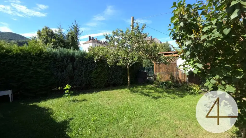 Zwei Wohneinheiten unter einem Dach – Wohnhaus mit Garten in Hainfeld