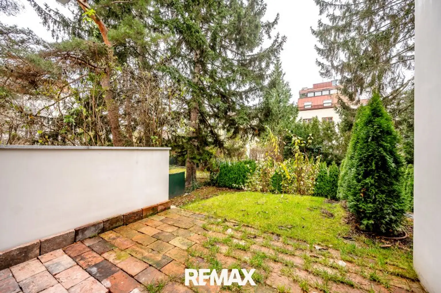 Terrasse und Garten