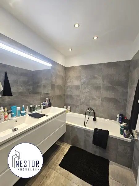 Wohnung - NESTOR Immobilien