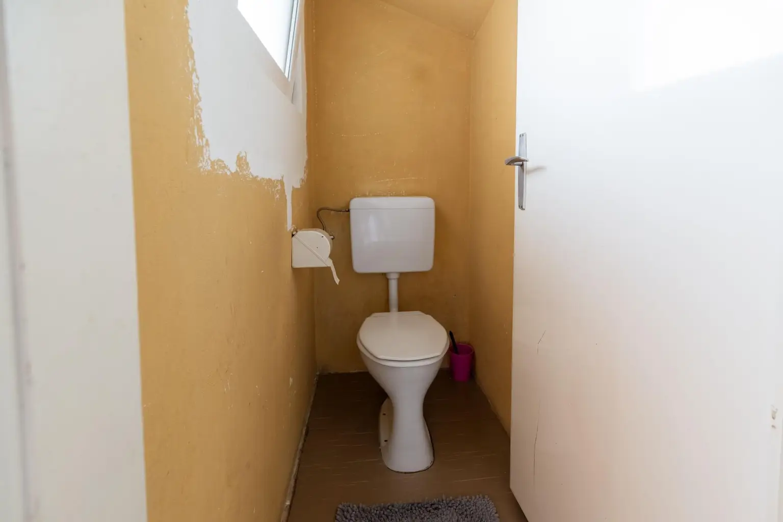 14 Gäste WC