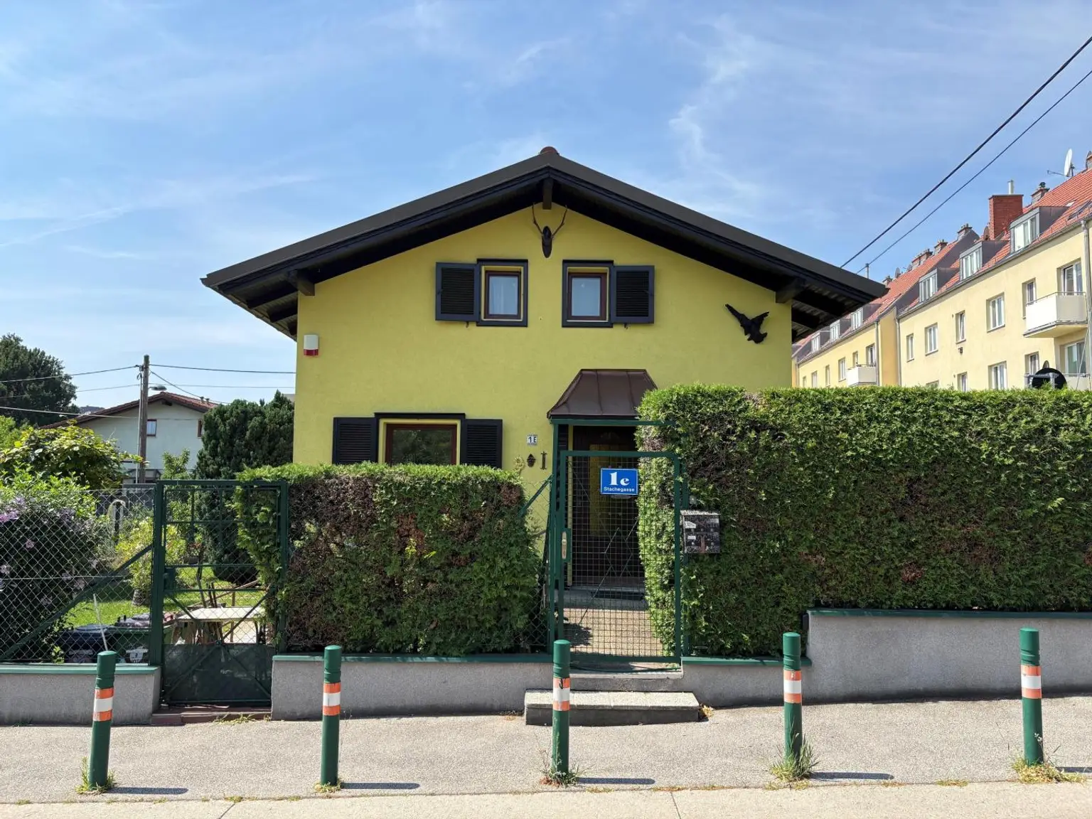 Haus straßenseitig
