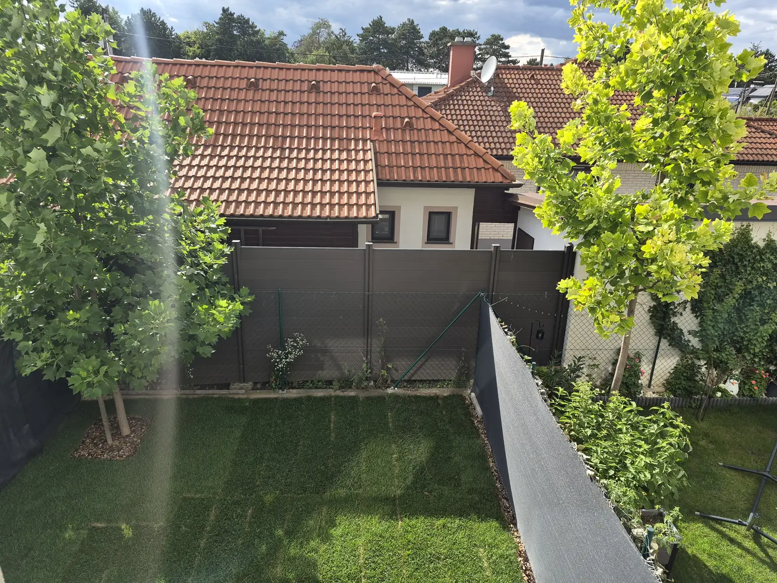 Reihenhaus mit Dachterrassen-Views – Dein Traumhaus wartet!