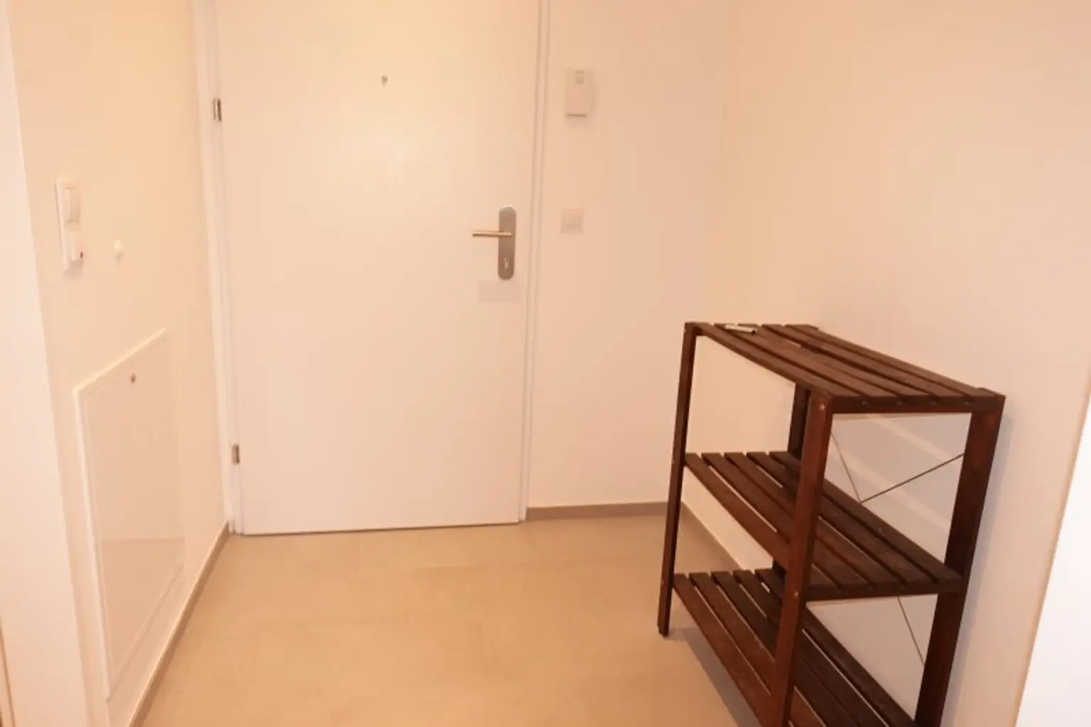 BALKON, HOFSEITIG, ZWEITBEZUG -2 Zimmer-Neubauwohnung