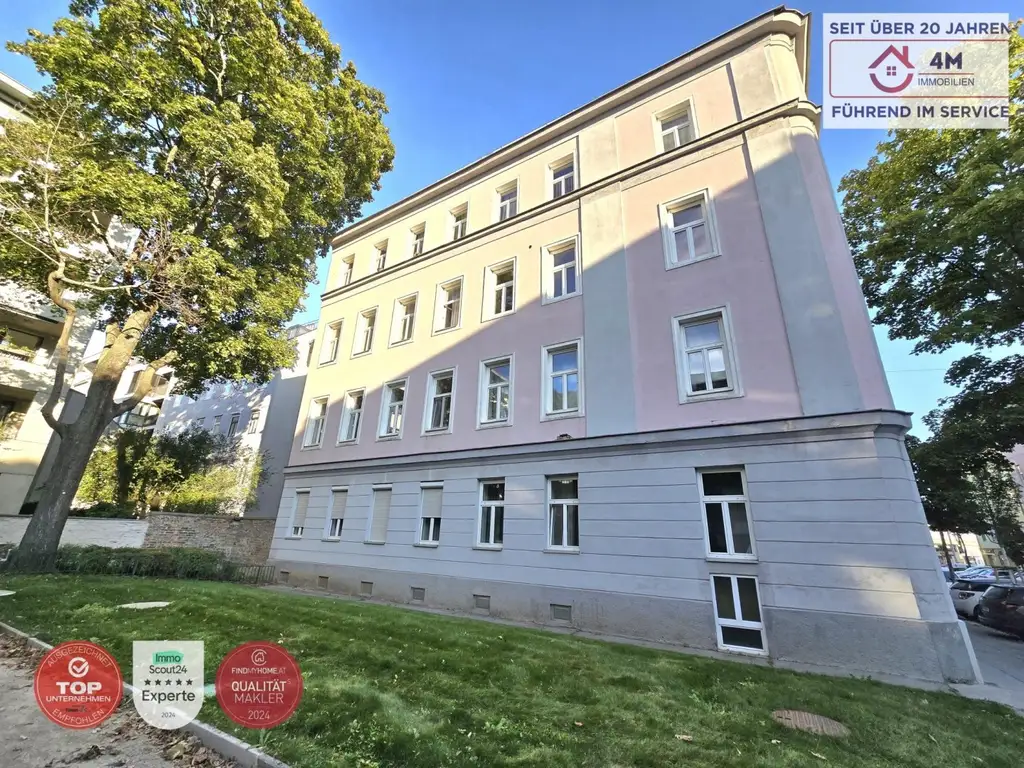 Topsanierte Altbauwohnung in Ruhelage aber Zentral