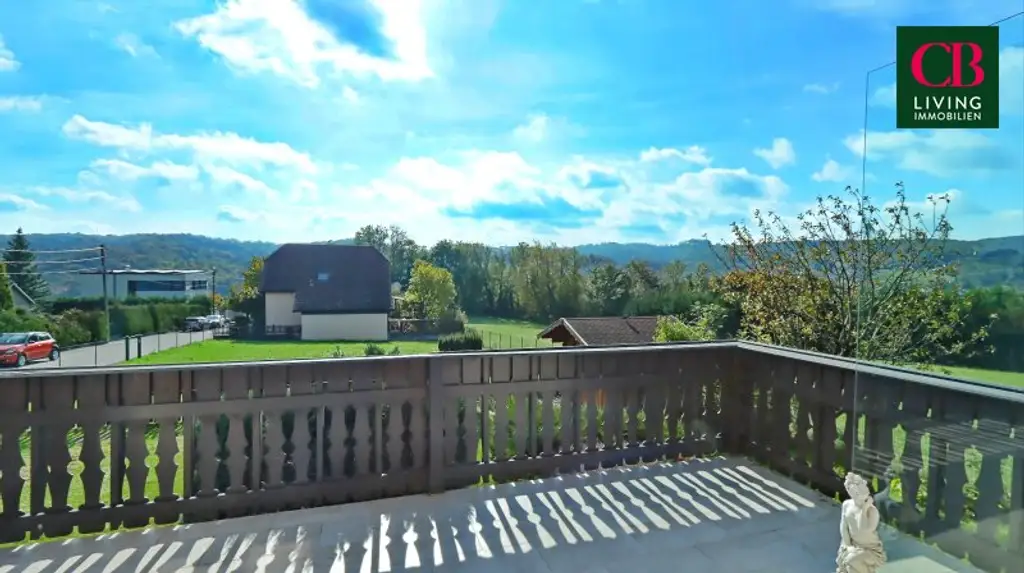 Großzügiges Einfamilienhaus in herrlicher Grünruhelage mit Fernblick