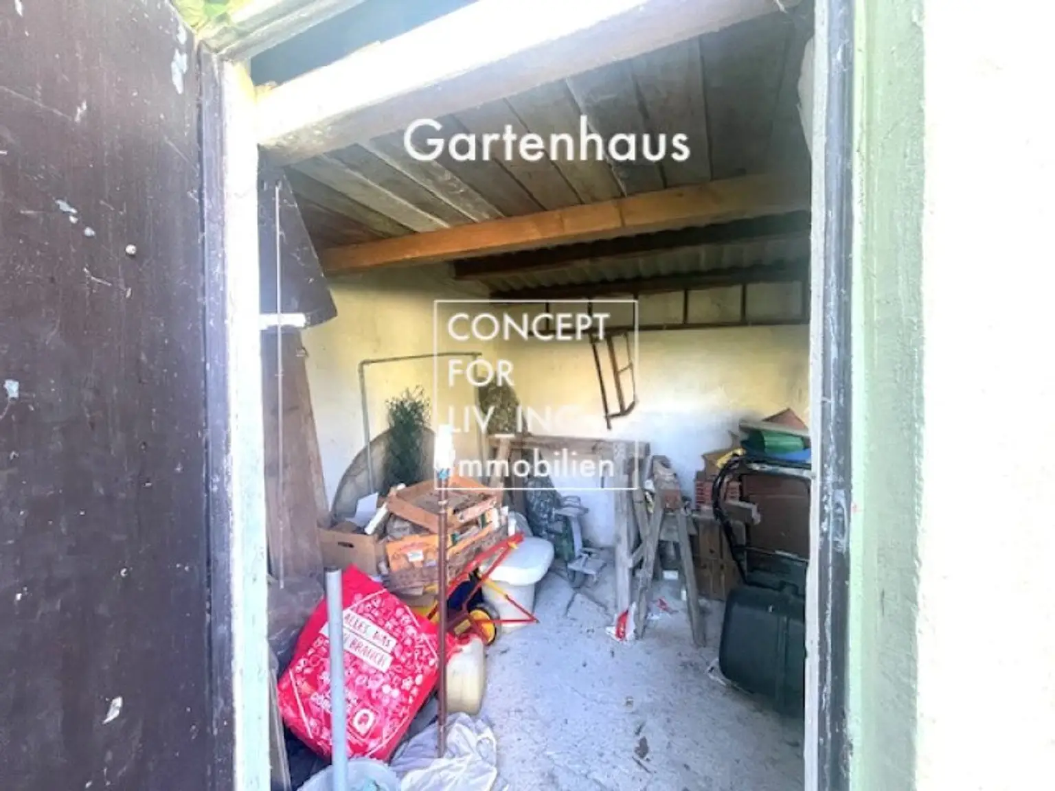 Entzückendes Haus in Essling mit Renovierungsbedarf| pure liv_ing
