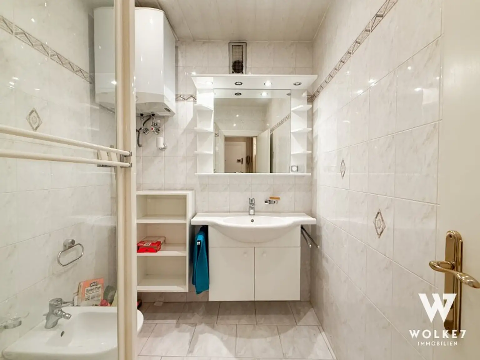 (RESERVIERT) Geräumige 3-Zimmer-Wohnung mit Balkon & viel Potenzial I Ruhige Lage nahe Alser Straße