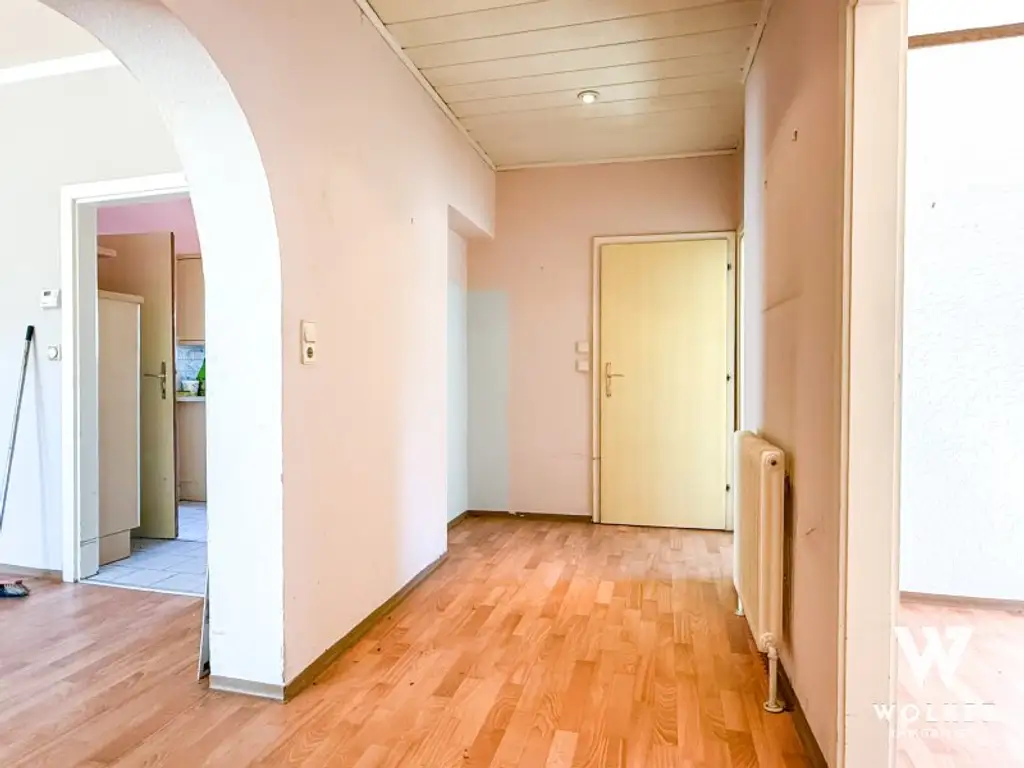 Einfamilienhaus in ruhiger Nebengasse und guter Wien-Anbindung