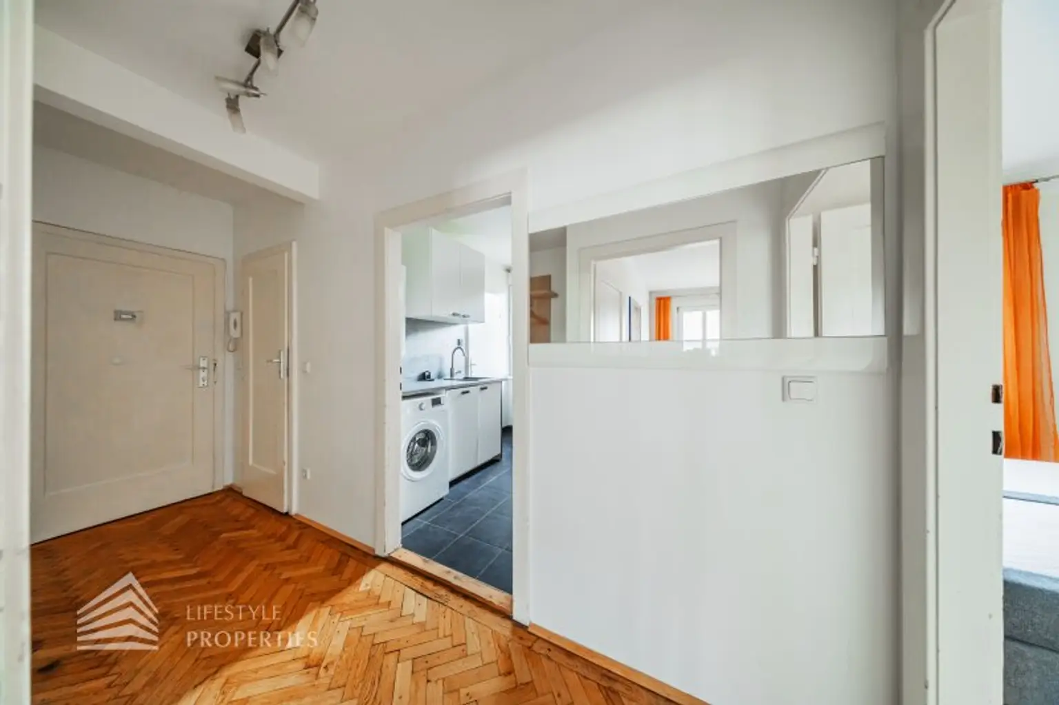 Schöne 2-Zimmer Wohnung, Nähe Meiselmarkt