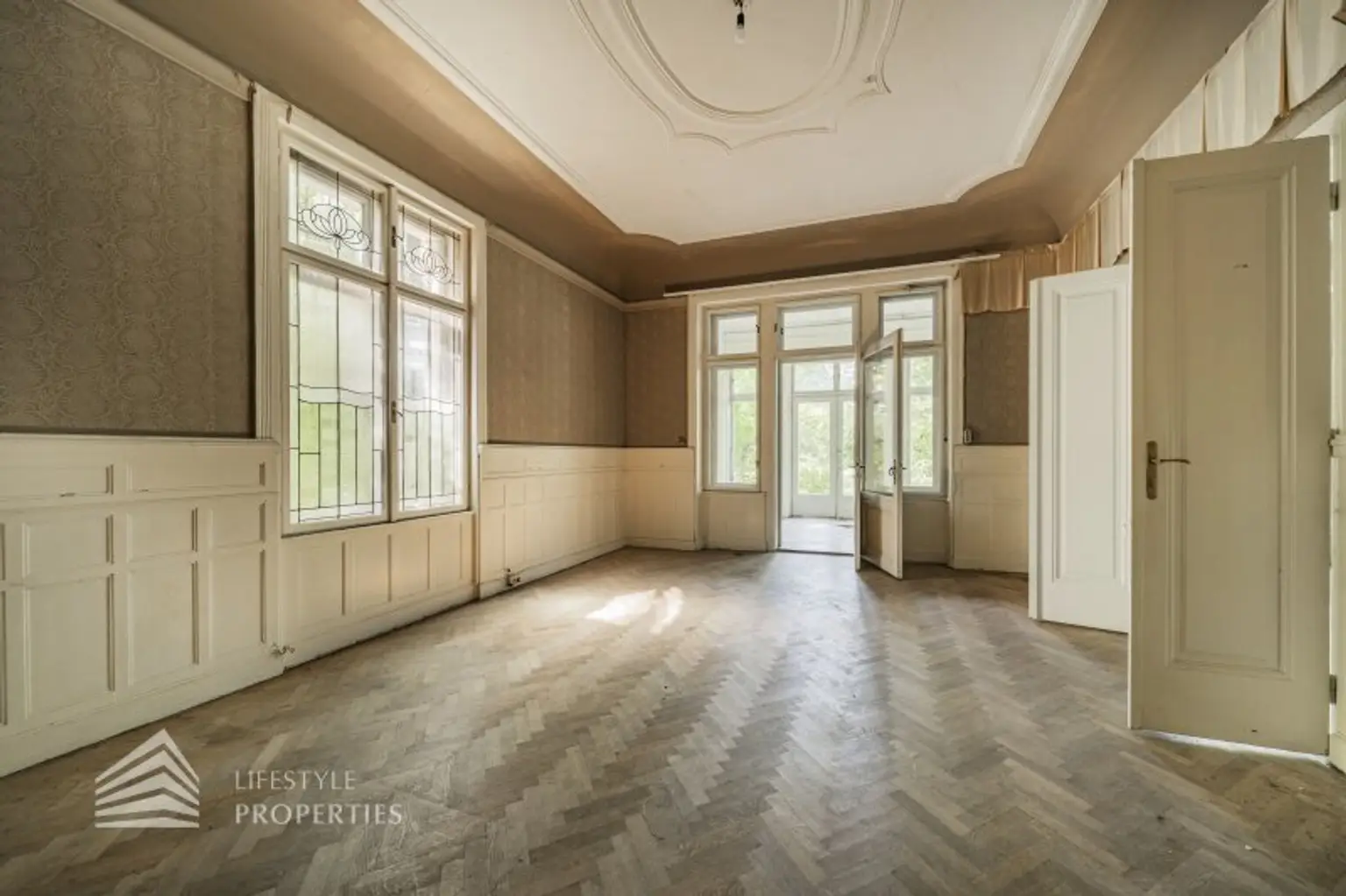 Einzigartige Stadtvilla in Toplage, Nähe Kardinal-Nagl-Platz