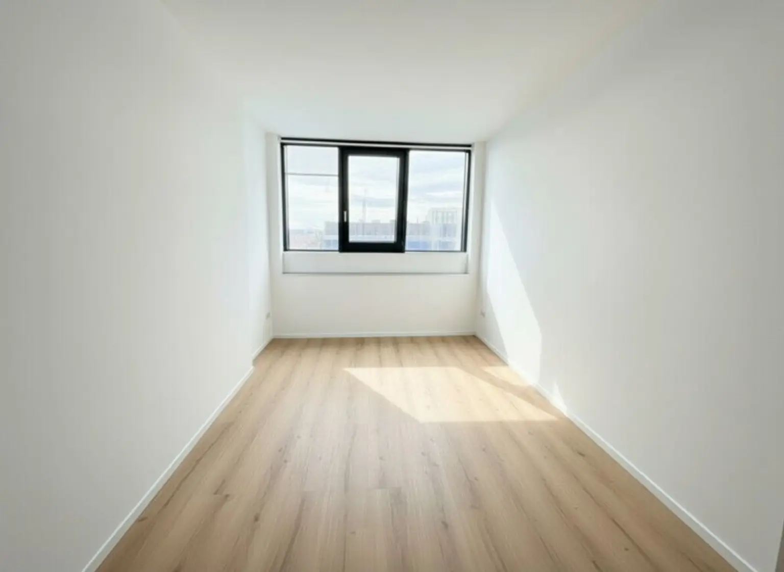 Hell und zentral - Moderne 2-Zimmer Wohnung (Heizkosten inkl.)