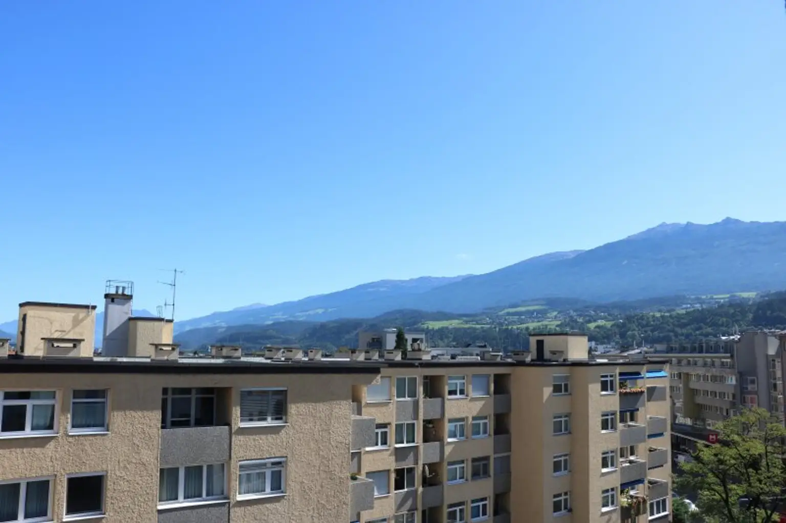 Geräumige 3 Zimmer-Neubauwohnung in Pradl mit Terrasse und Autoabstellplatz