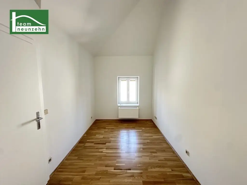 Panoramablick-Wohnung mit Dachterrasse nahe U6 Meidling zwischen Schönbrunn und Wienerberg - Frisch renoviert!