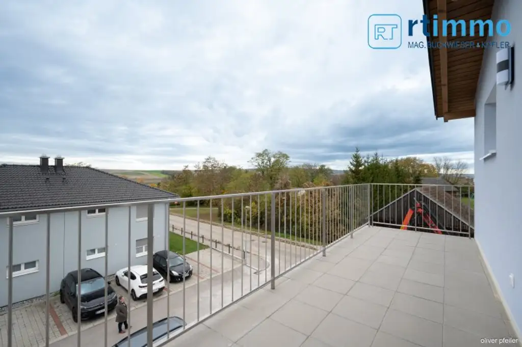 GEMÜTLICH, MODERN, ENERGIEEFFIZIENT:  Fünf 2 Zimmer- Mietwohnungen mit Außenflächen warten auf Sie!