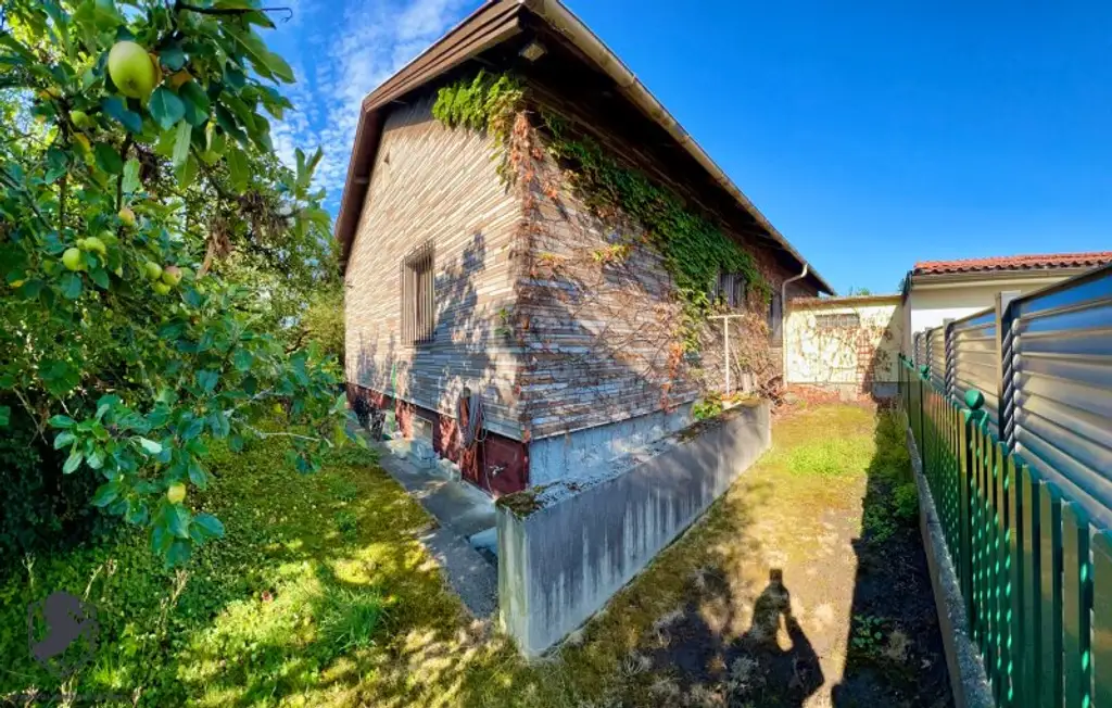 Einfamilienhaus mit großzügigem Grundriss und gepflegtem Zustand