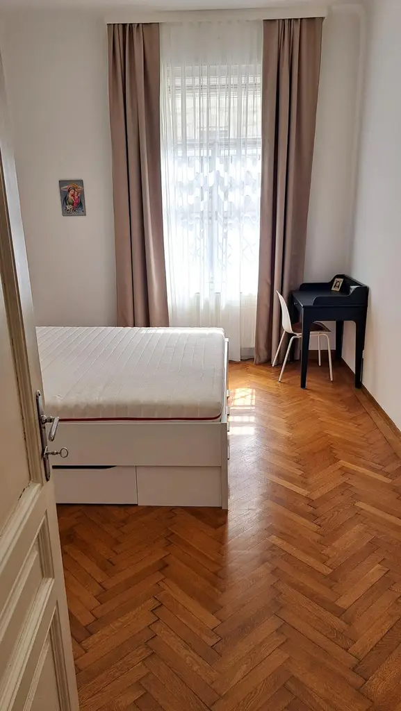 Wohnen wie im alten Wien! Traumhafte klassische Altbauwohnung Nähe Schönbrunn und U 4