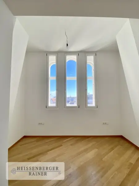 WOHNEN IM MARGARETENHOF /// PILGRAMGASSE /// beeindruckende Dachterrassenwohnung in einzigartiger Lage
