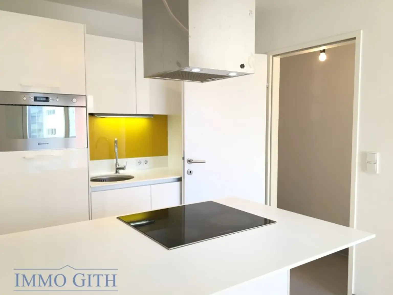MODERNE & HELLE CA. 45 m² GROSSE 2-ZIMMER-WOHNUNG MIT LIFT, KELLERABTEIL IN DER RÖMERGASSE (1160 WIEN) ZU MIETEN!