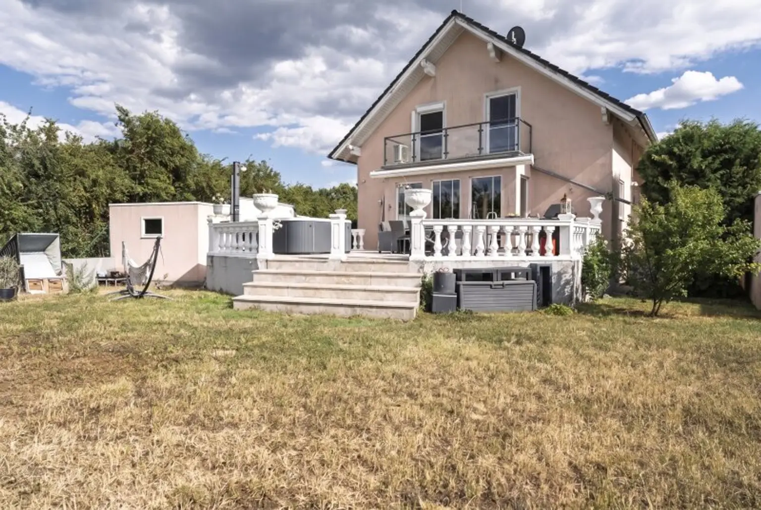 Beispielbild Stufenaufgang Terrasse