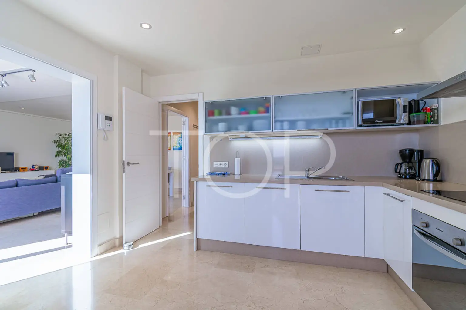 Apartament-La Caleta-kitchen-Teneriffa-1