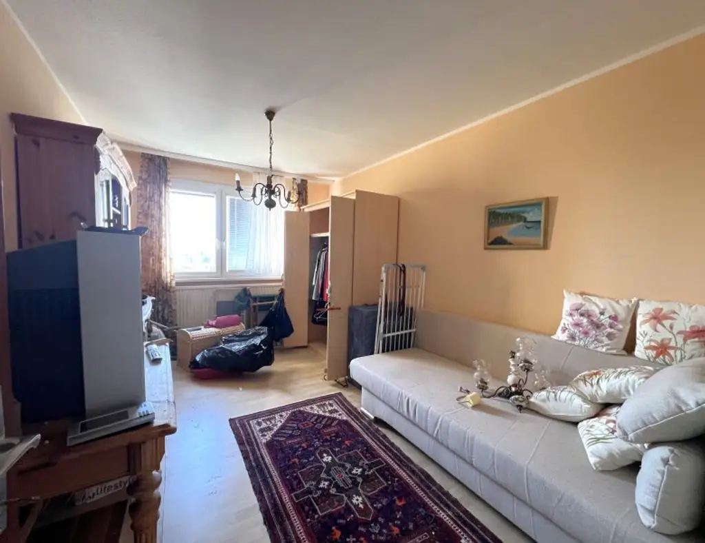 Helle 3-Zimmer-Wohnung mit Fernblick - aus Alt wird Neu.