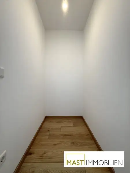In Kürze verfügbar - 3 Zimmer Garten- bzw. Balkonwohnungen inkl. EWE Einbauküche und KFZ Stellplatz