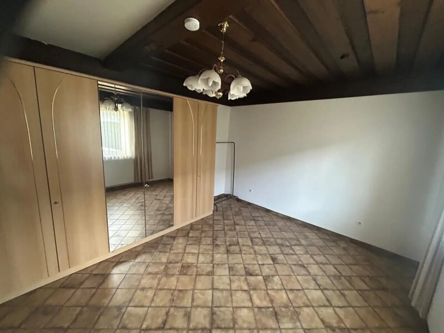 2800 m² Grundstück +  sanierungsbedürftiges  2 Familienhaus nähe des Maltschacher See´s : 5 Zimmer, Garten, Balkon , +120m² Nebengebäude für 349.000 €!