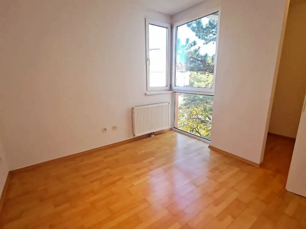 DACHGESCHOSS, Daringergasse, sonnige 76 m2 Neubau mit 6 m2 Balkon, 2 Zimmer, Wohnküche, Wannenbad, Parketten, Grünblick