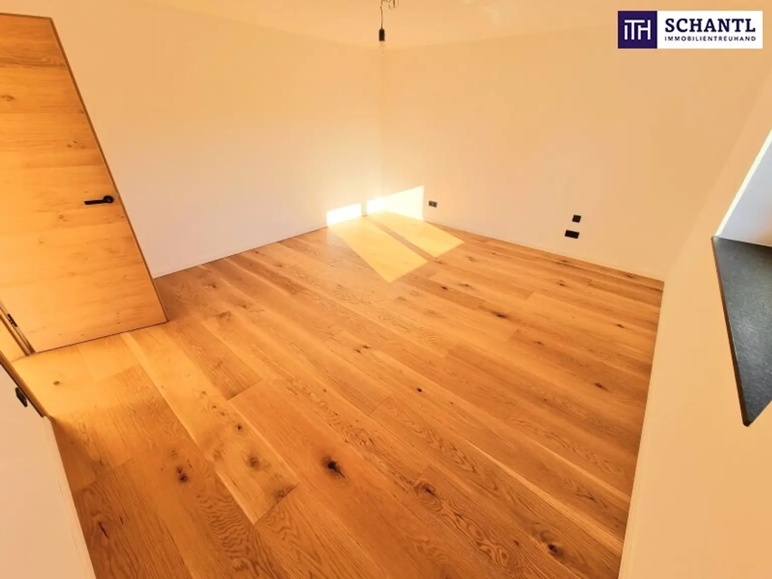 Fantastische 4-Zimmer Gartenwohnung! Mehr Natur. Mehr Ruhe. Mehr Grün. WOW! Riesiger Garten + Herrliche Terrasse + Lichtdurchfluteter Wintergarten + Stellplatz! Jetzt zugreifen!