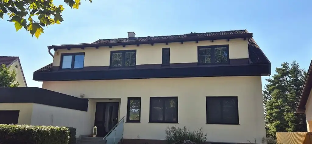 Einmalige Dachgeschoss-Maisonette mit Top-Ausstattung