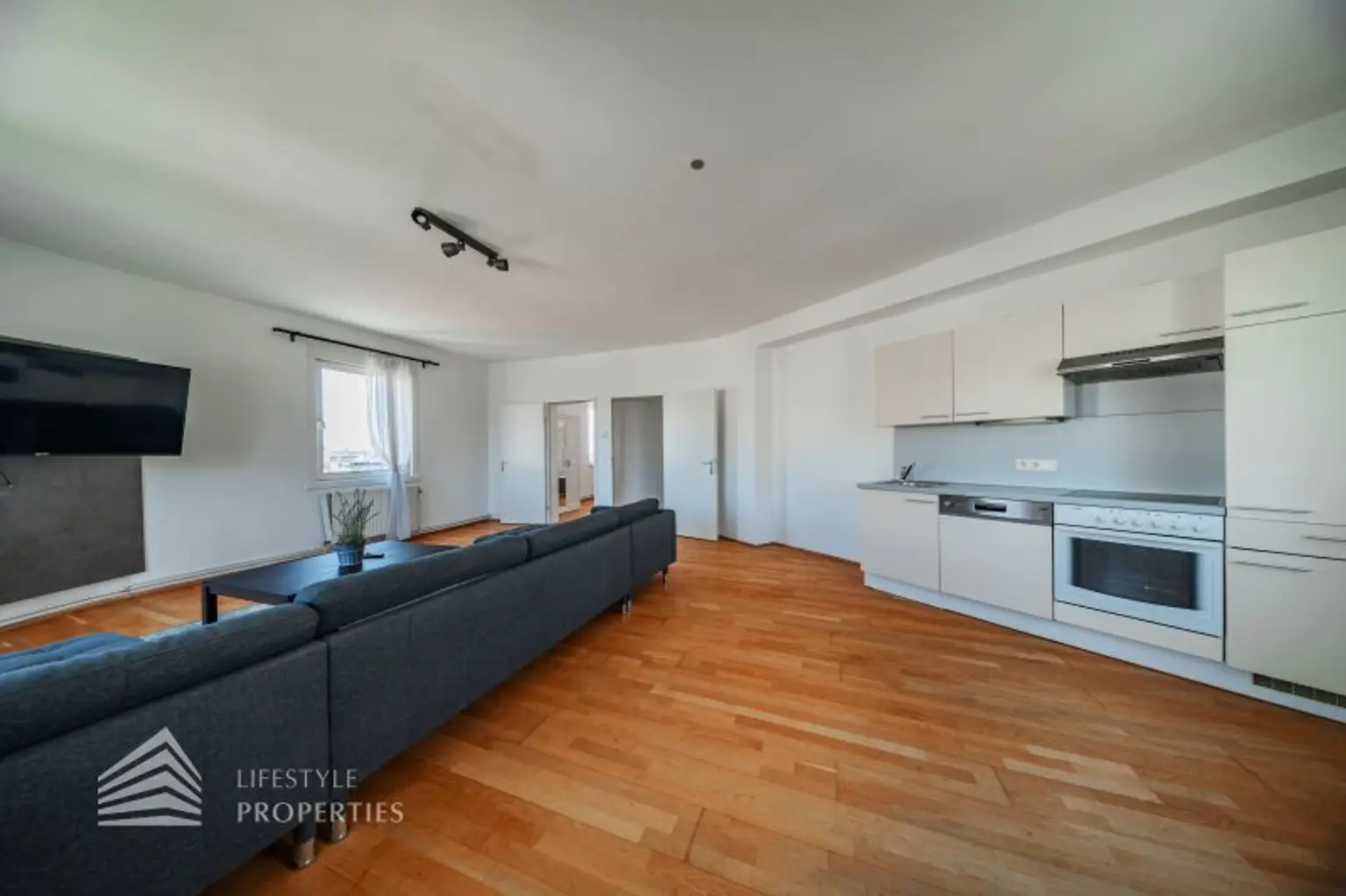 Schöne 4-Zimmer Wohnung, Nähe Westbahnhof