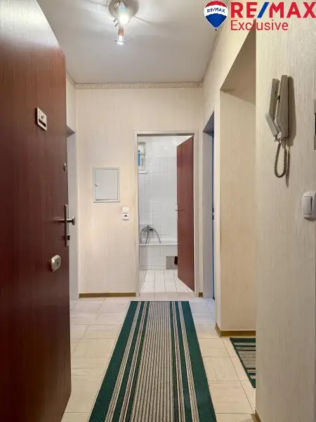 Nähe Akademierpark - 2-Zimmer-Wohnung mit Loggia in Wiener Neustadt – Ihr neues Zuhause!