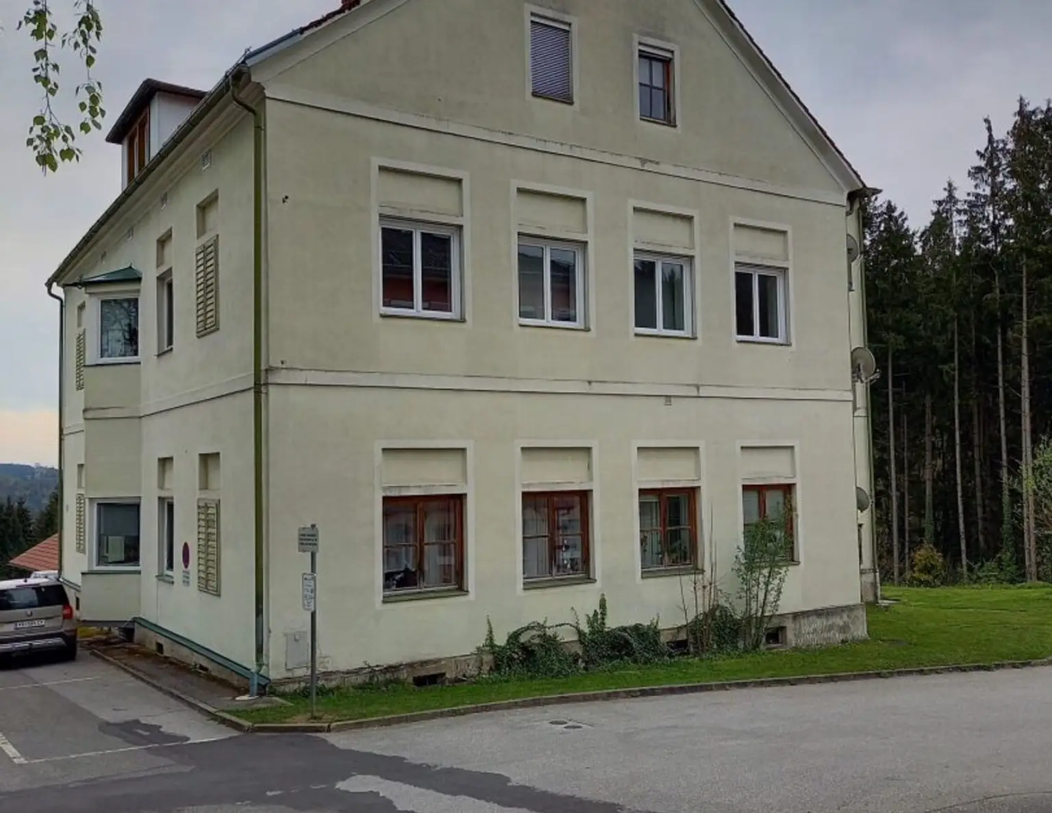 Stallhofen bei Voitsberg! Tolles Renditeobjekt mit 9 Wohnungen und ca. 3,5 % Ertrag!