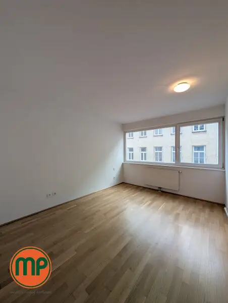 Helle 2 Zimmerwohnung mit Top-Anbindung