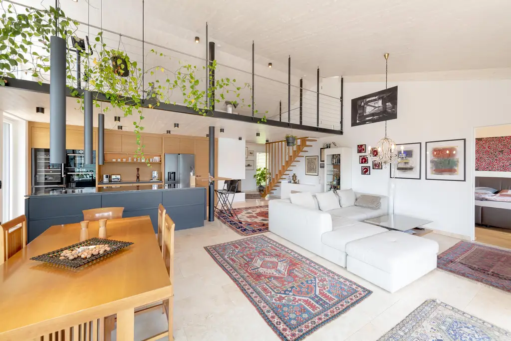 Krumpendorf am Wörthersee: Moderne Penthouse Wohnung mit Pool und Seeblick | Krumpendorf - Wörthersee: Modern penthouse apartment with pool and lake view