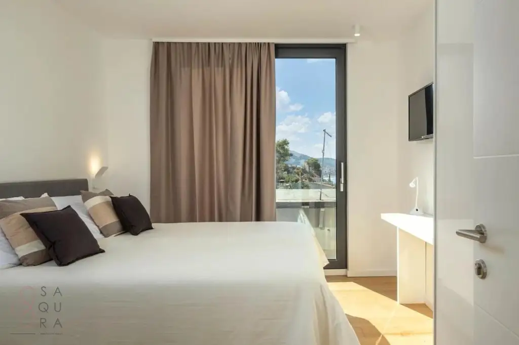 Stilvoll investieren – Exklusive Seafront-Villa auf Ugljan mit Meerblick & Vermietungspotenzial