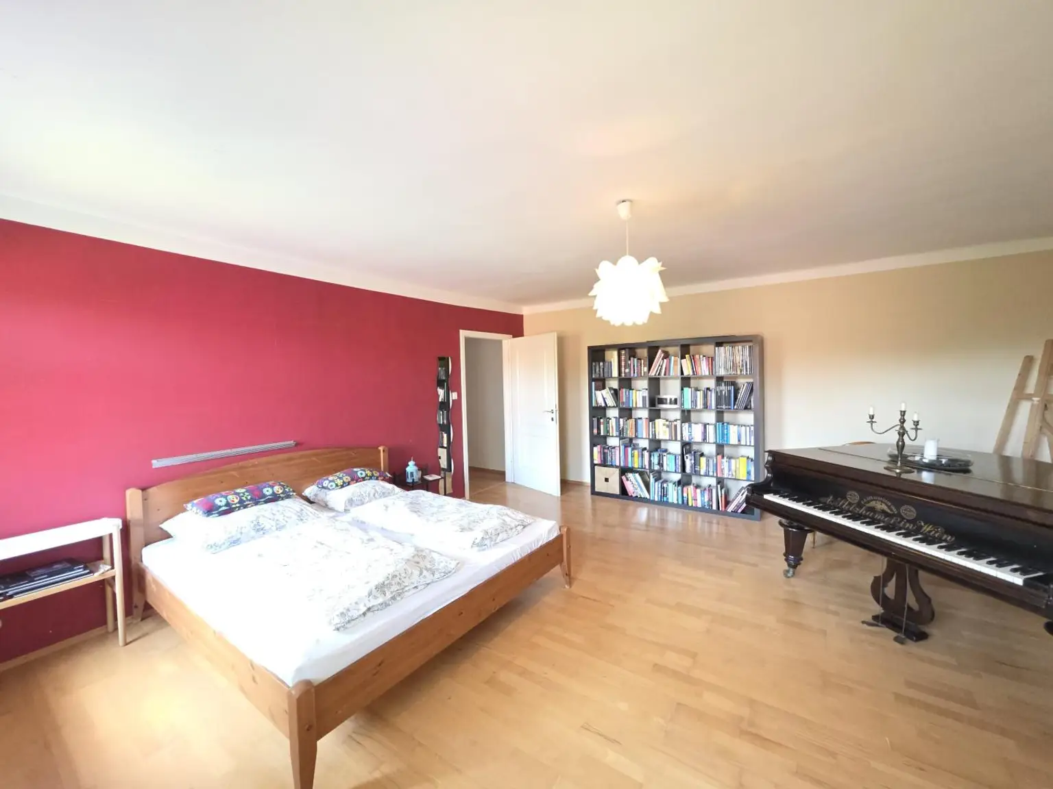 Schlafzimmer 4