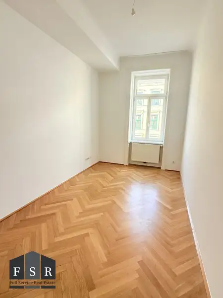 Super helle 2,5-Zimmer-Wohnung beim Siebenbrunnenplatz