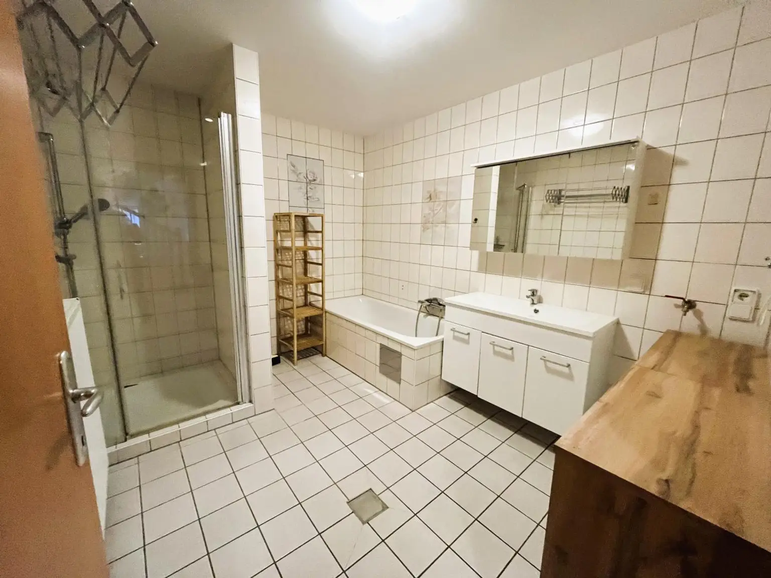 Erdgeschoss - Badezimmer