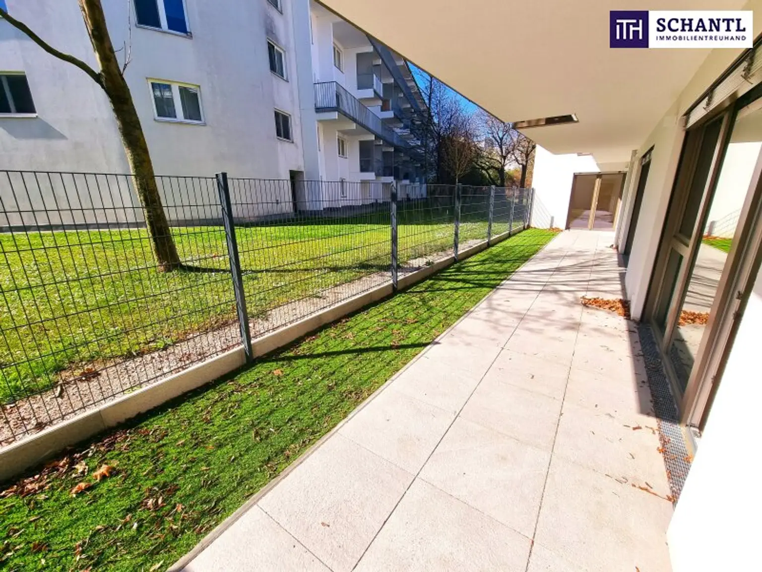 Perfektes Investment! Erstbezug - TOP Neubauwohnung mit hofseitiger Gartenterrasse! Blick ins Grüne + Komplette Ruhelage + Energieeffizienz + Perfekte Anbindung und Nahversorgung! Jetzt zugfreifen!